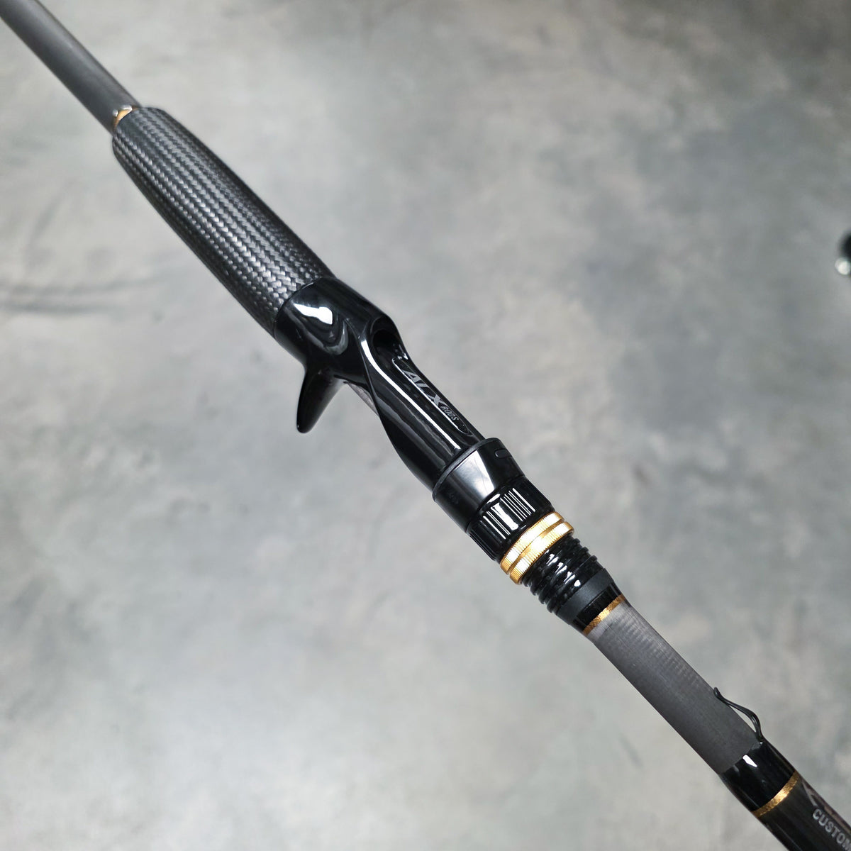 Custom ZOLO Dragger Carbon/Gold